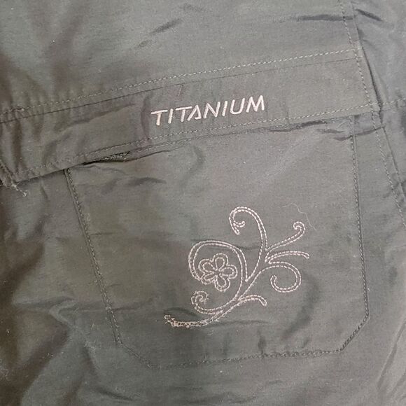 Columbia Titanium Omni-Tech Women's Black Snow Ski Pants Size Medium - Picture 7 of 11